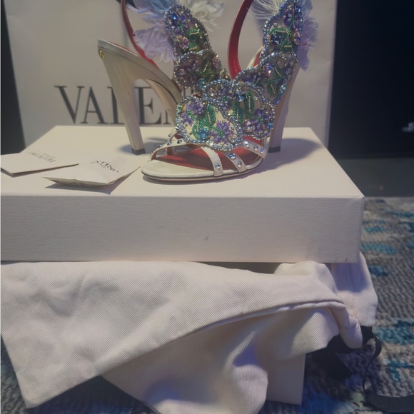 Valentino Garavani Multicolor Embellished Heels - Picture 5 of 6